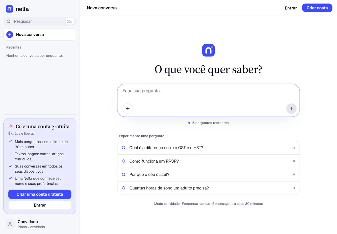 O mesmo app em um tablet: a conversa e a lista de conversas lado a lado.